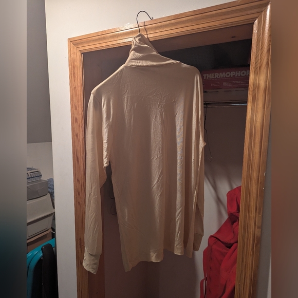 Vintage L.L. Bean Sheer Turtle Neck.             2 - Picture 6 of 7